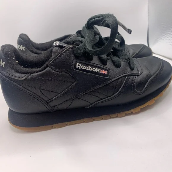 Size 11.5 kids Reebok Classic - Picture 2 of 3